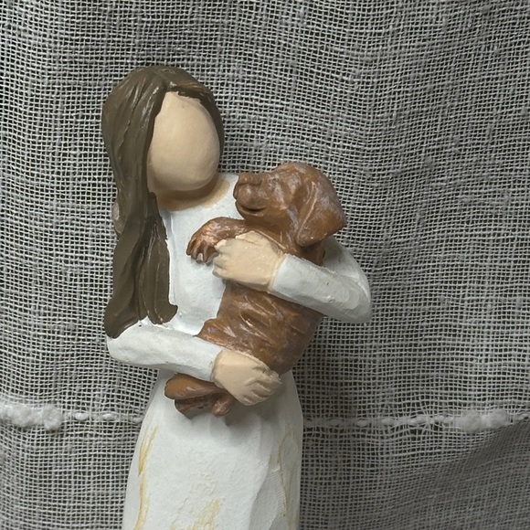 Woman Embracing Puppy Keepsake Girl & Dog Sculpture Gifts 6" x 2" x 1.5" NWOT - Picture 5 of 16